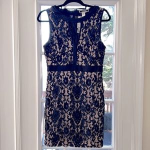 Nikibiki | Short Lace Dress - nude & blue